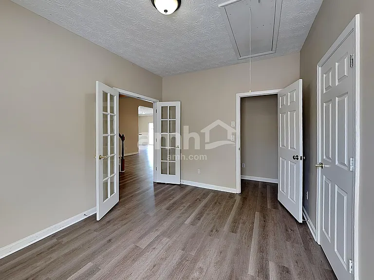 4284 Wood Cove Dr — Photo 18