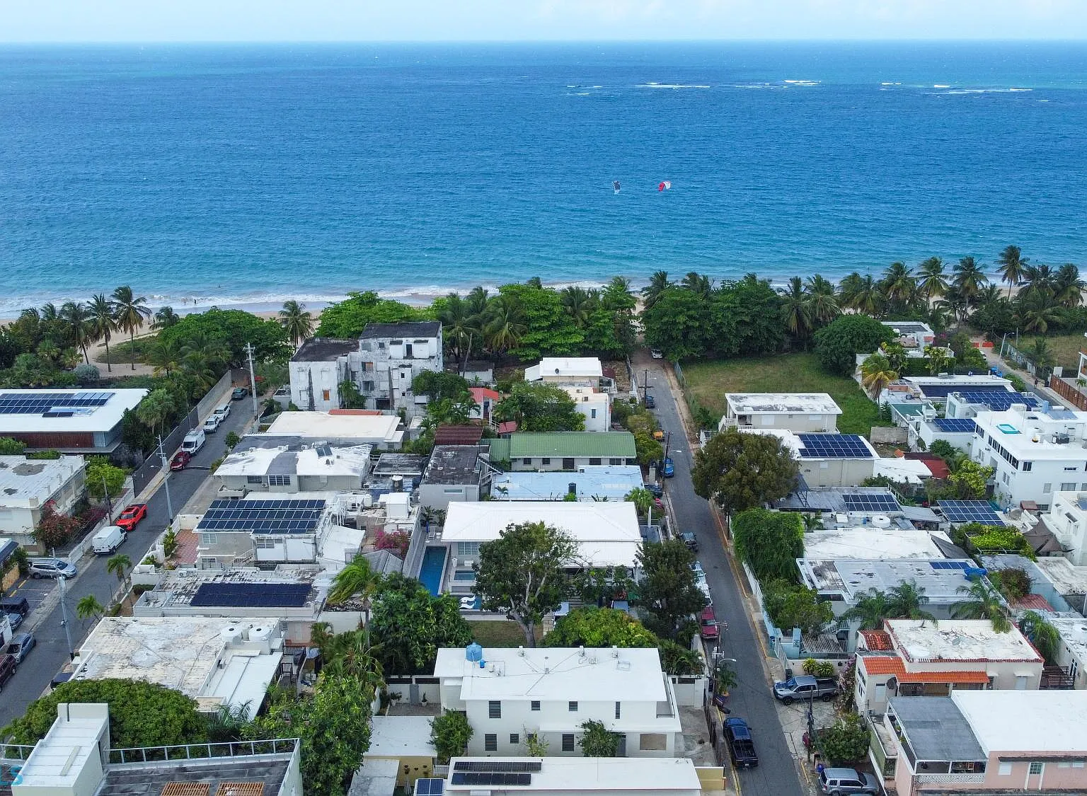 6 bed, 4.0 bath, 3700 sqft, $8,500 — Photo 3