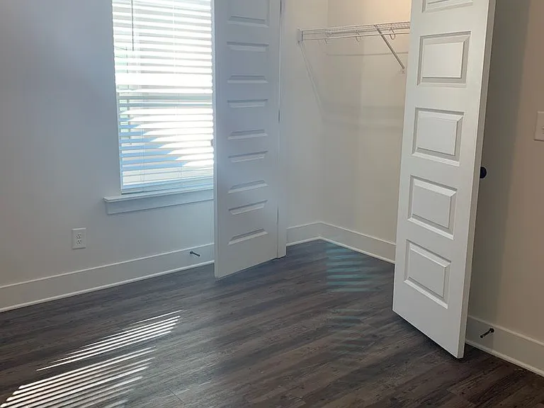 1285 Shades Ter — Photo 22