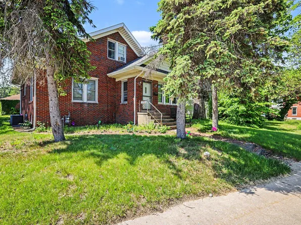 1807 E Michigan Blvd, Michigan City, IN 46360