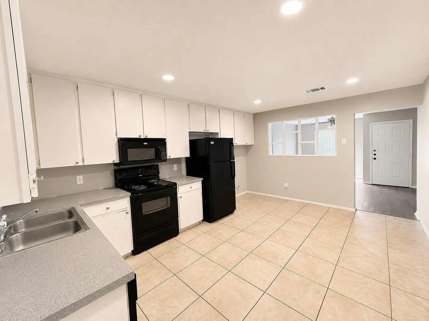 509 S Beverly Street Unit 1-4 — Photo 3
