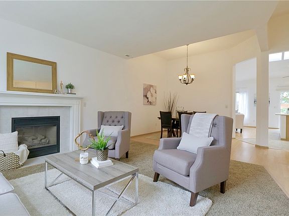 5th image of 15215 86th St E
