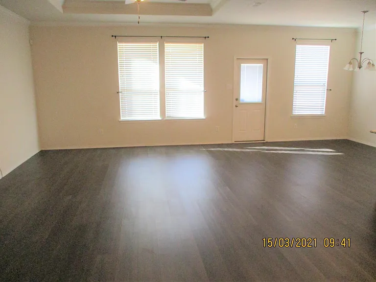 2424 Gelbray Pl — Photo 9