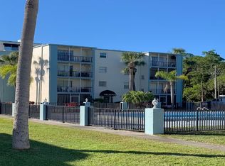 Pelican Bay Apartments, Pt Richey, FL 34668