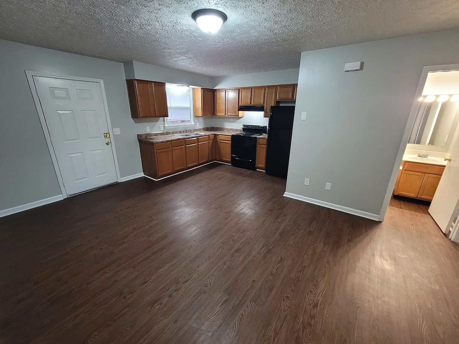 106 Rice Ct — Photo 2