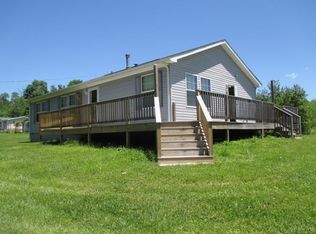 8167 E Lost College Rd, Pekin, IN 47165