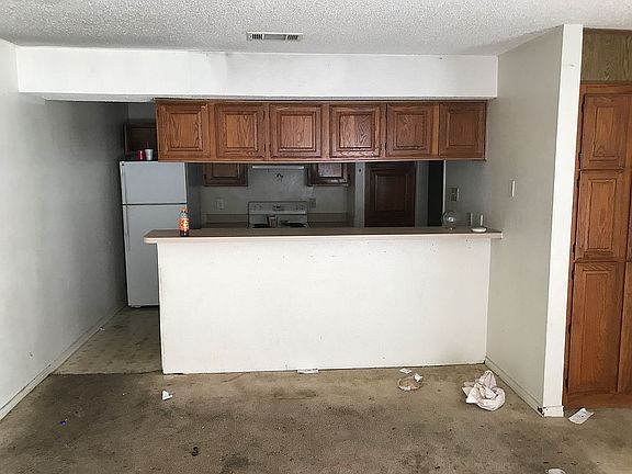 2nd image of 4343 San Marcus Ave