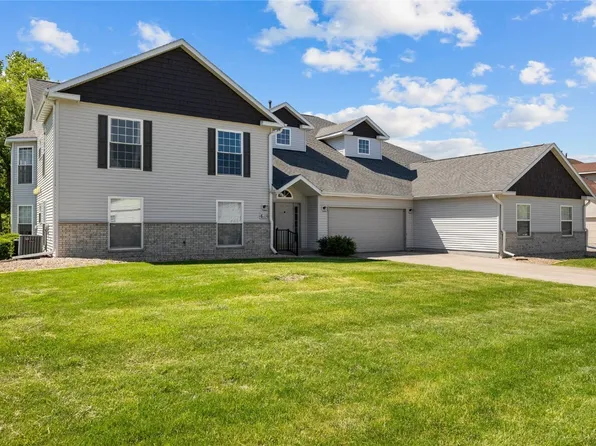 4430 Westchester Dr NE Unit D, Cedar Rapids, IA 52402