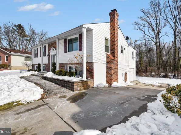 5 Farwell Ct, Baltimore, MD 21236