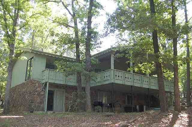 1st image of 309 Lake Park Dr