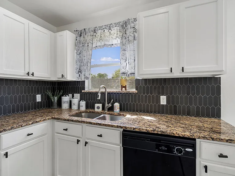 15307 Mimebark Way — Photo 11