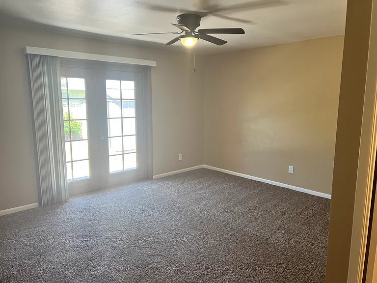 602 E Lodge Dr — Photo 25