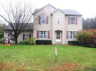 1 Lexington Commons Blvd, Clifton Park, NY 12065