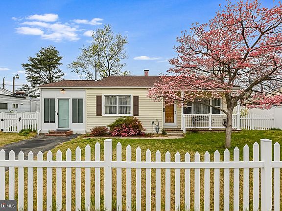 4th image of 114 Glenlea Dr