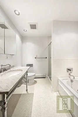 Rented by Halstead Real Estate | media 35