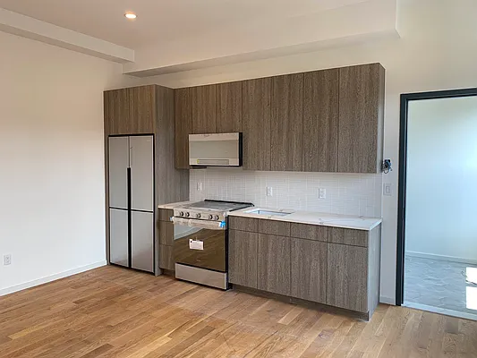 Rented by Sapphire Realty Holdings LLC | media 12