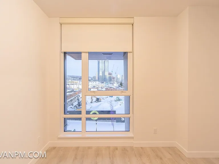 2085 Skyline Ct #405 — Photo 13