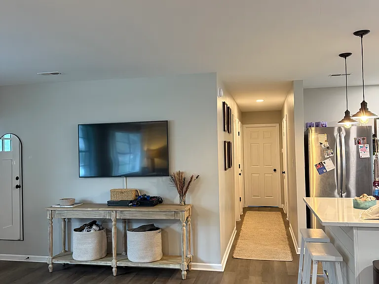 211 Gardenia St — Photo 5