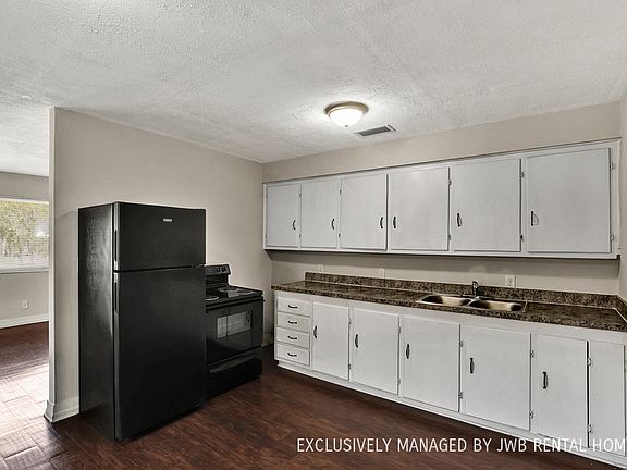 5th image of 6837 Pearl St