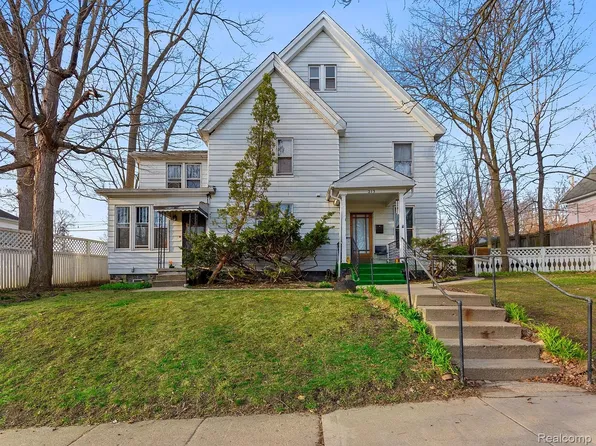 213 Maple St, Ypsilanti, MI 48198