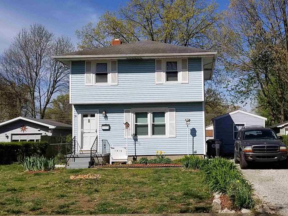 2nd image of 1519 S Parker Dr