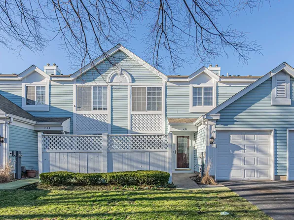 441 Yorktown Ct, Aurora, IL 60504