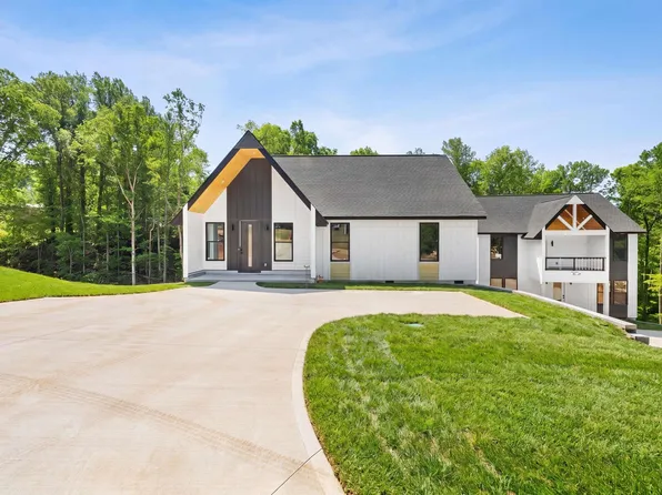 11 Lee Haven Ct, Greenville, SC 29611