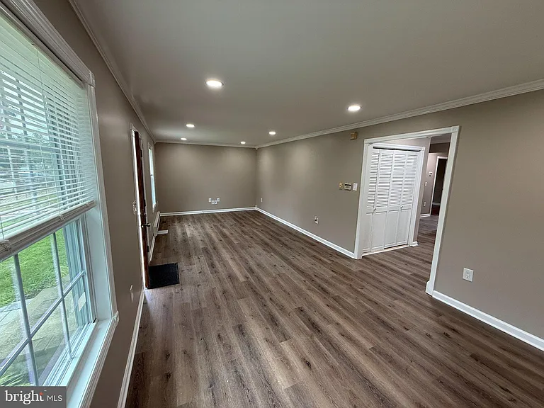 222 Samdin Blvd — Photo 4
