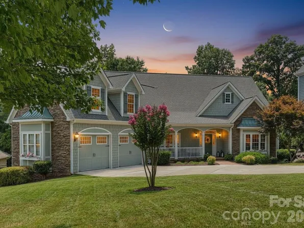 929 Wessington Manor Ln, Fort Mill, SC 29715