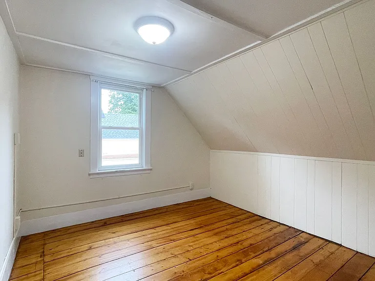 6 Maple St — Photo 20