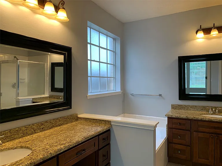 20703 Riviere Ln — Photo 24