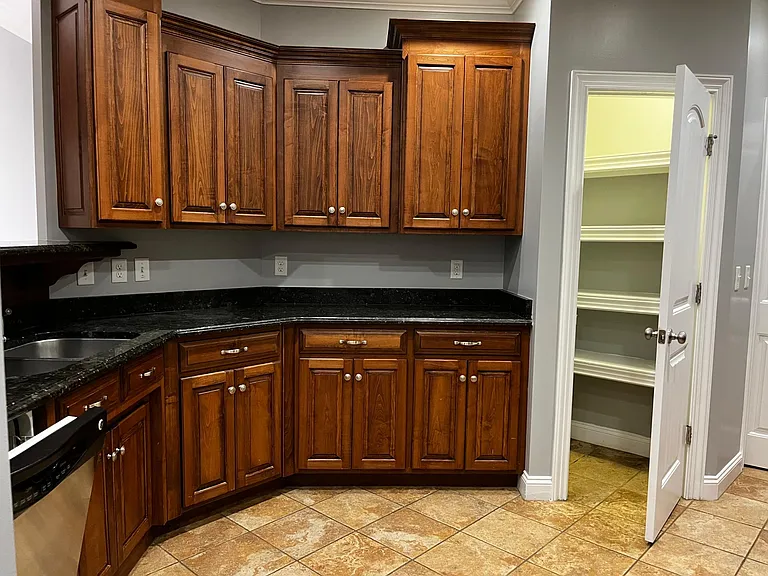 3485 Lenox Dr — Photo 9