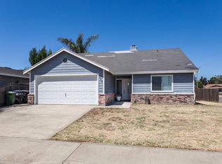 325 Amy Ln, Waterford, CA