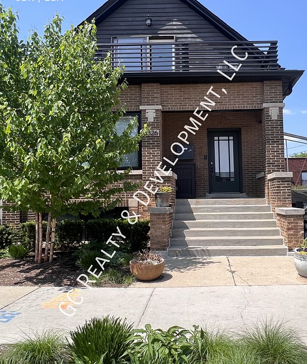 1st image of 3326 N Sacramento Ave