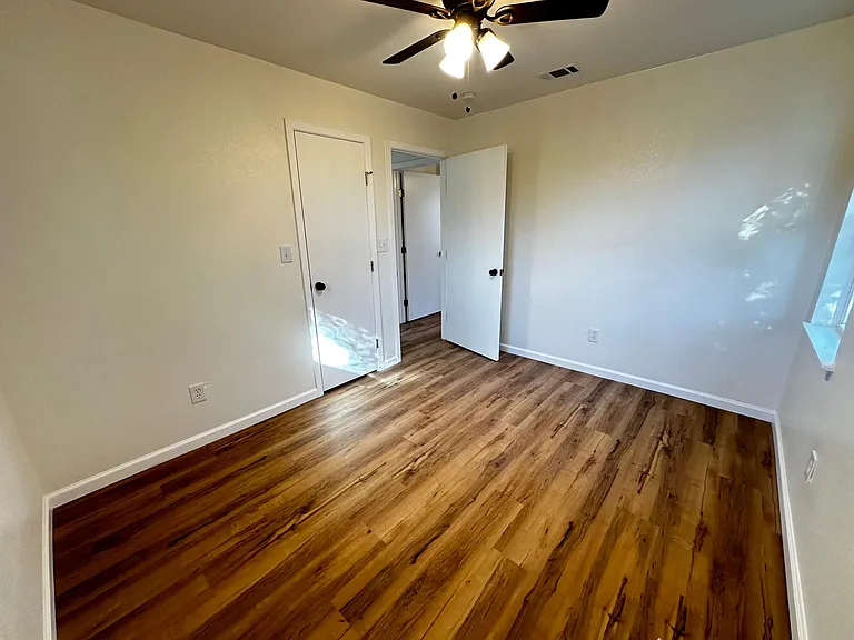 2006 San Francisco Dr — Photo 16