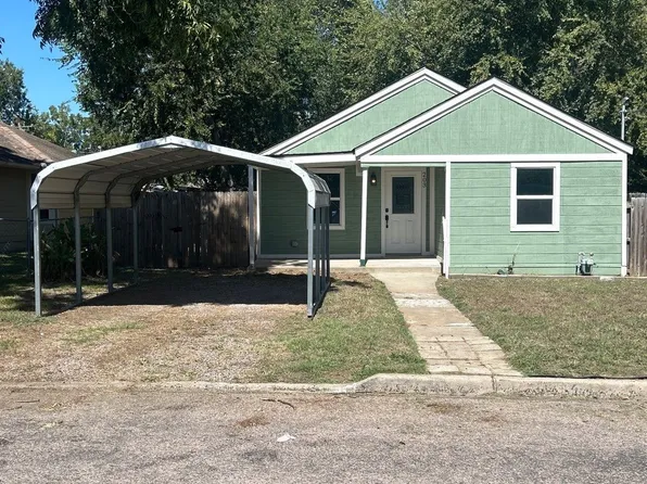 203 Graves St, Whitesboro, TX 76273