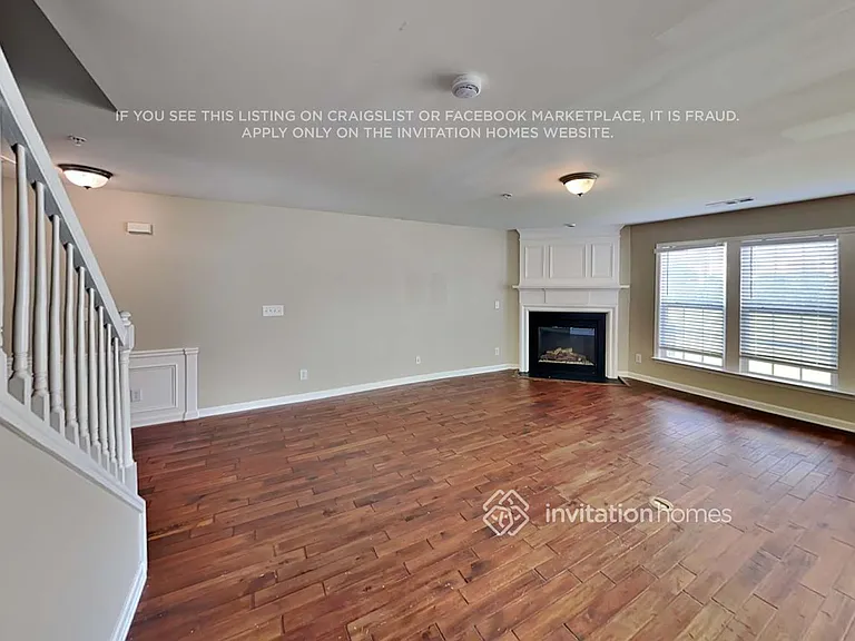320 Balaban Cir — Photo 4