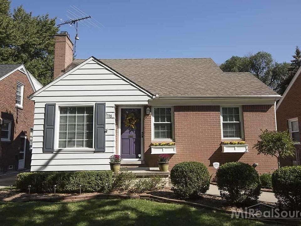1st image of 2118 Lochmoor Blvd