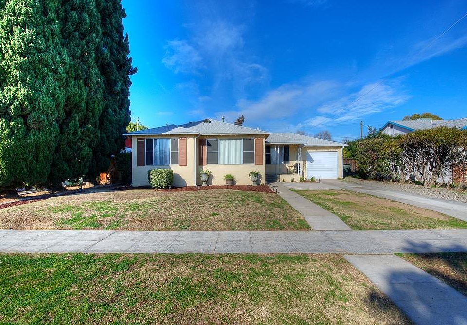 1st image of 1634 W Fountain Way