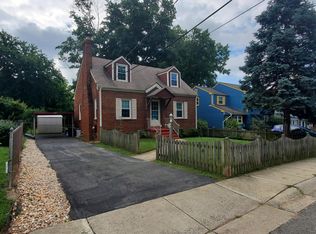 9505 Warren St, Silver Spring, MD 20910