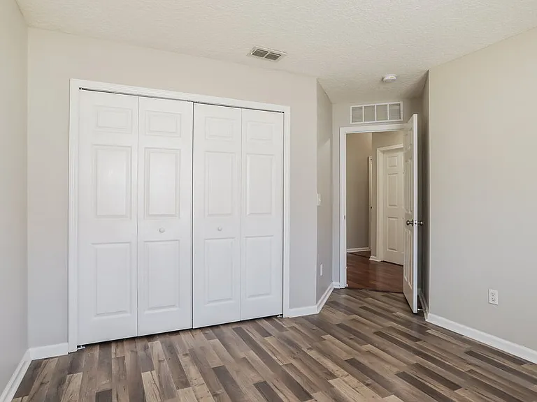 9446 Maidstone Mill Dr E — Photo 13