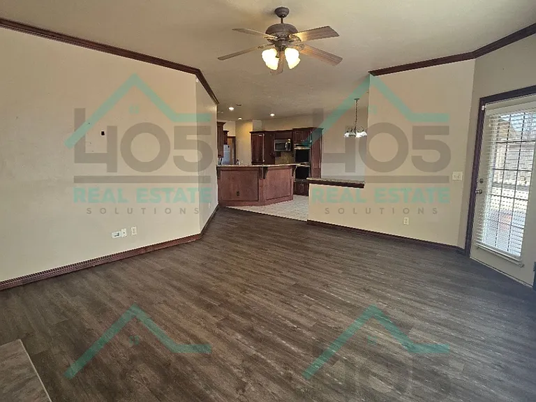 2500 Auburn Ct — Photo 12