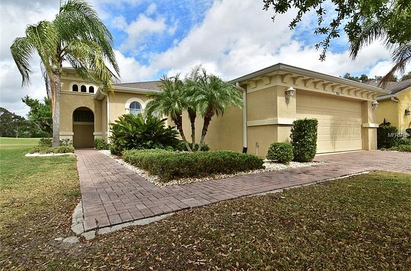 1st image of 805 Regal Manor Way