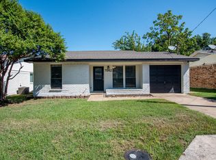 7042 Pecan St, Frisco, TX 75034