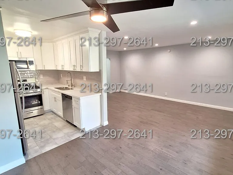 351 S Occidental Blvd #10 — Photo 10
