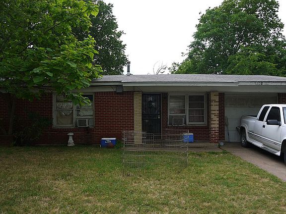 4th image of 4208 S Hughes Ave