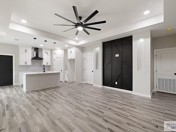 4th image of 6137 S Dakota Garden Cir