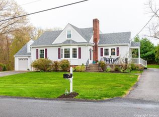 35 Seneca St, Cumberland, RI 02864