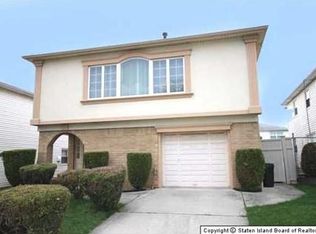 71 Muller Ave, Staten Island, NY