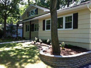 41 Wade Dr, Summit, NJ 07901